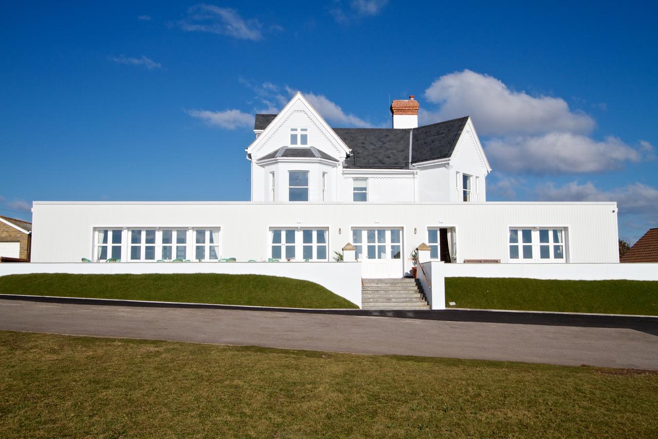 فندق بيرتون برادستوكفي  The Seaside Boarding House المظهر الخارجي الصورة
